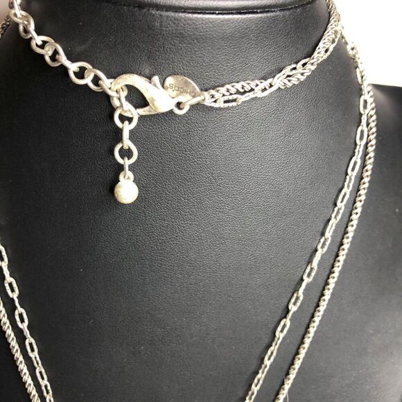 1720 CHICO'S silver tone Oval dangle pendant silvertone necklace 28-30" - Picture 3 of 3